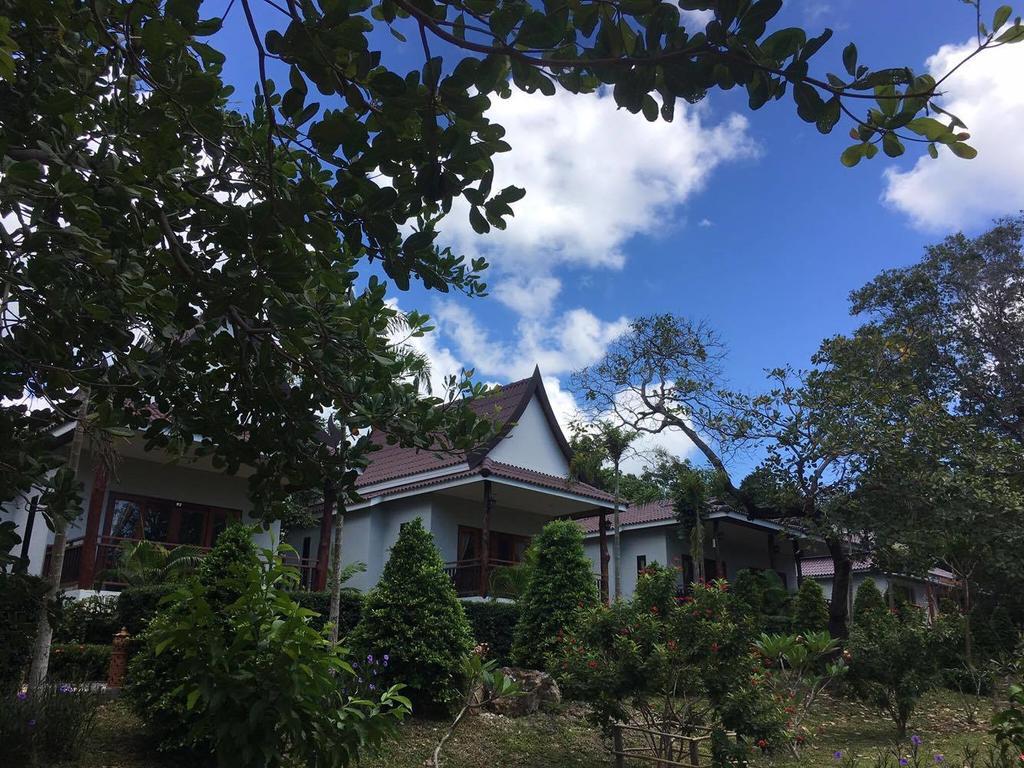 Lanta Happy Hill Hotel Ko Lanta Kültér fotó