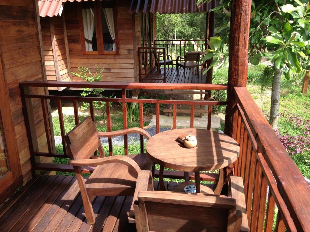 Lanta Happy Hill Hotel Ko Lanta Kültér fotó