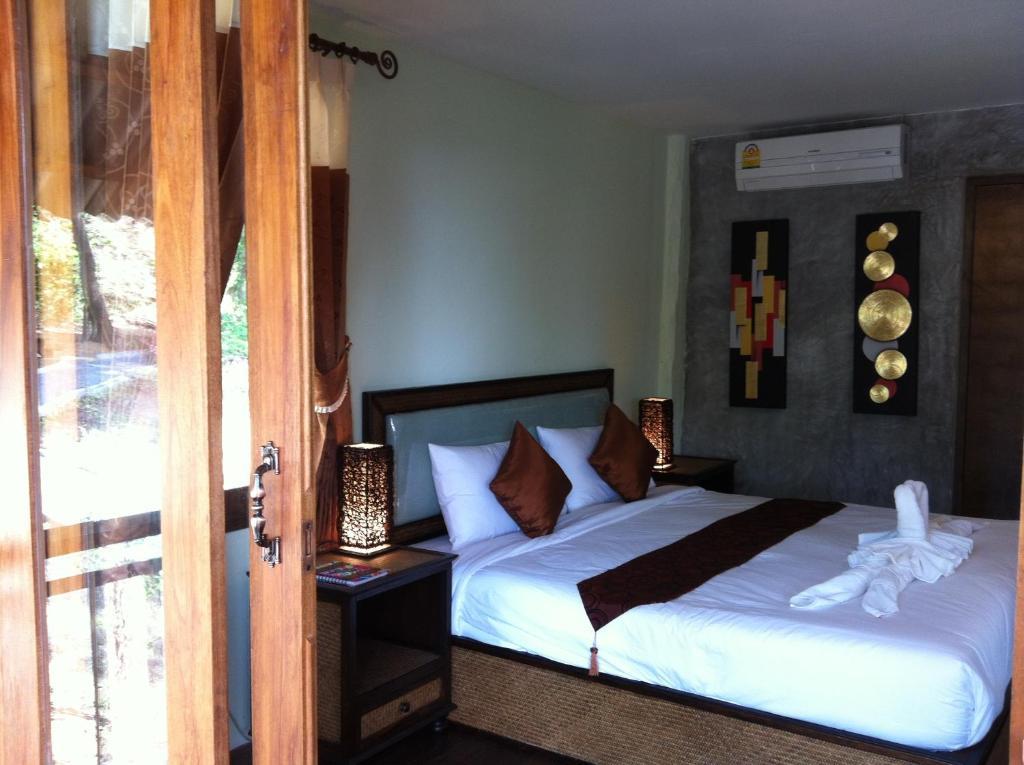 Lanta Happy Hill Hotel Ko Lanta Szoba fotó