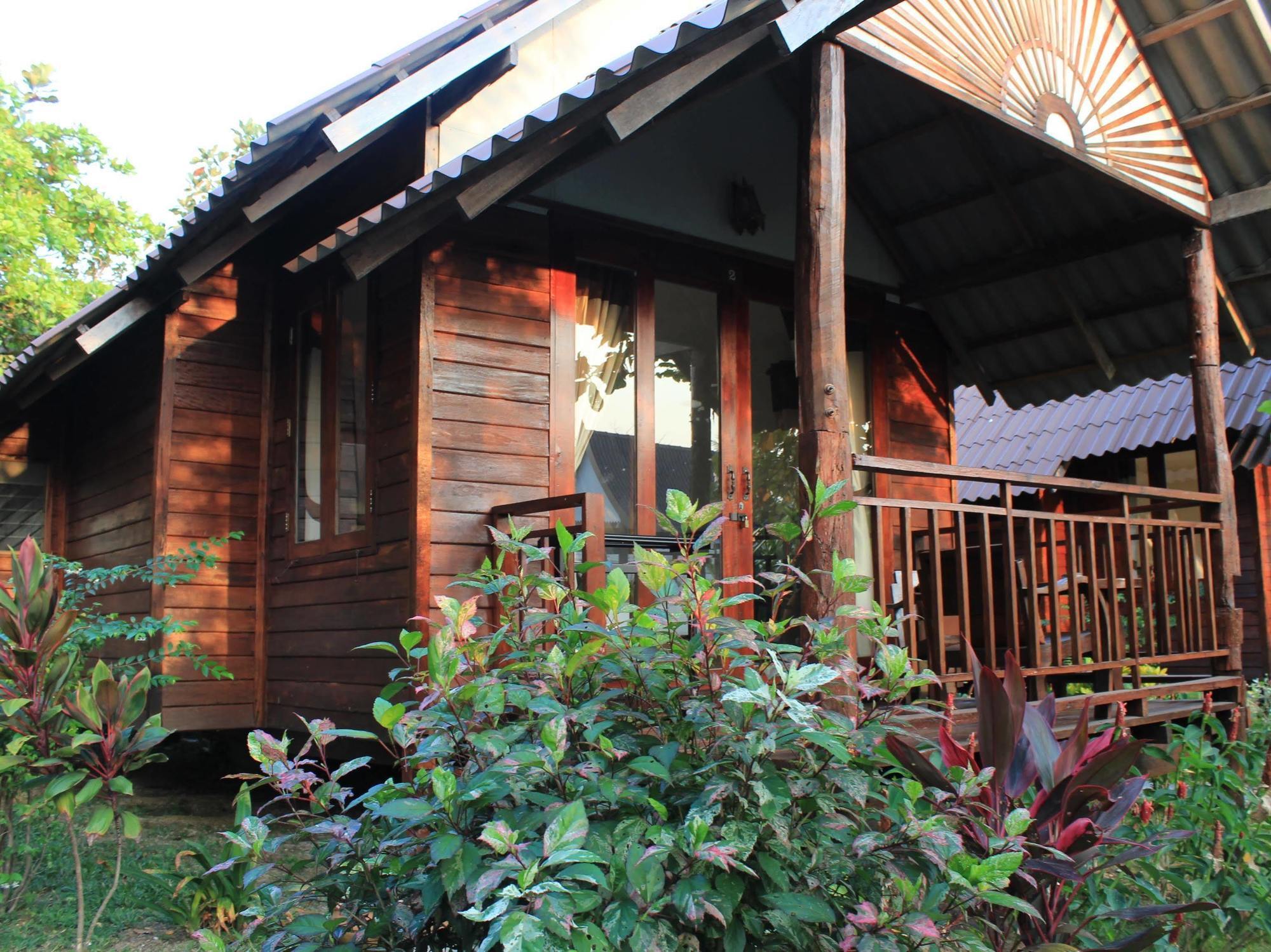 Lanta Happy Hill Hotel Ko Lanta Kültér fotó