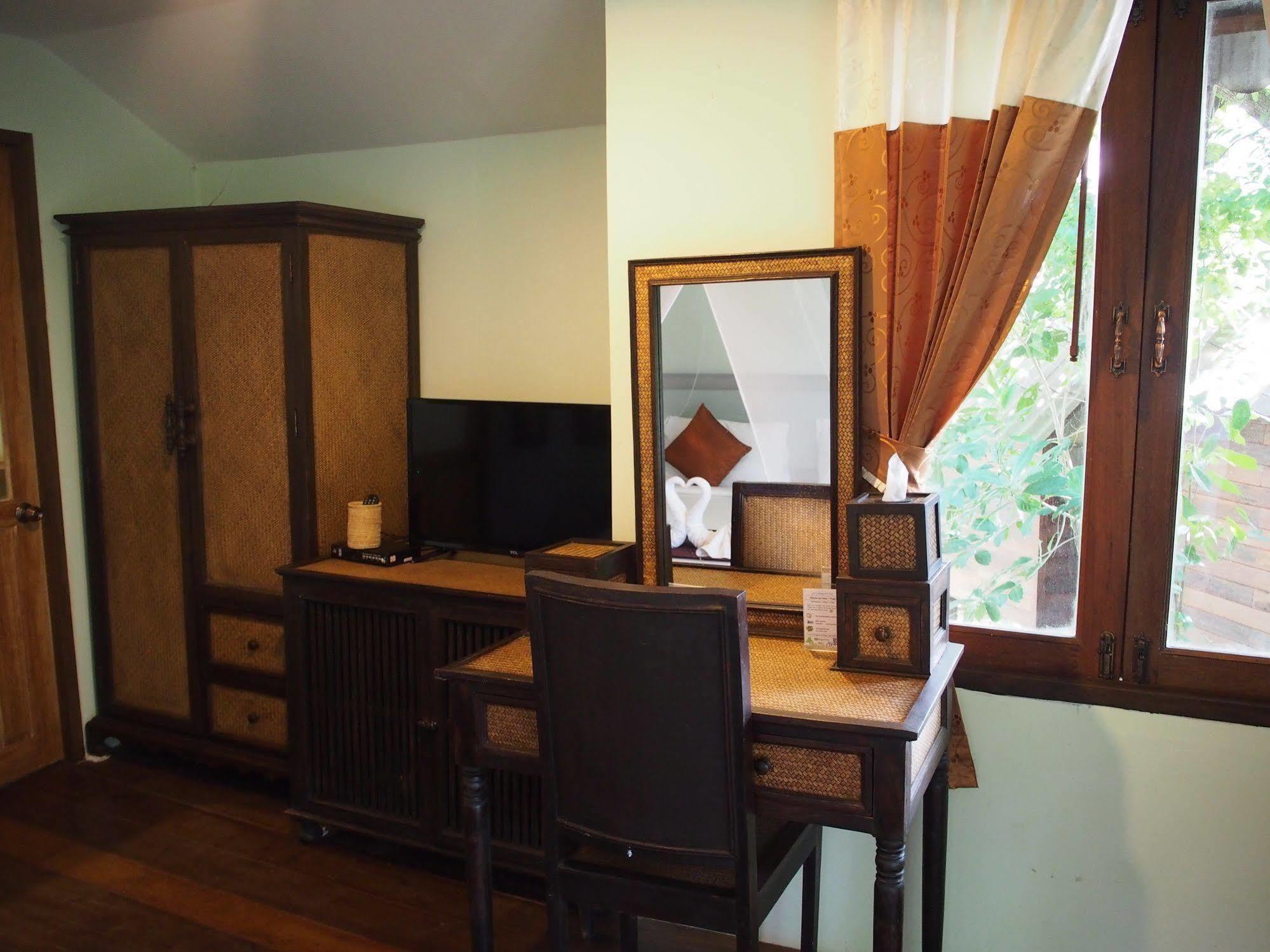 Lanta Happy Hill Hotel Ko Lanta Kültér fotó