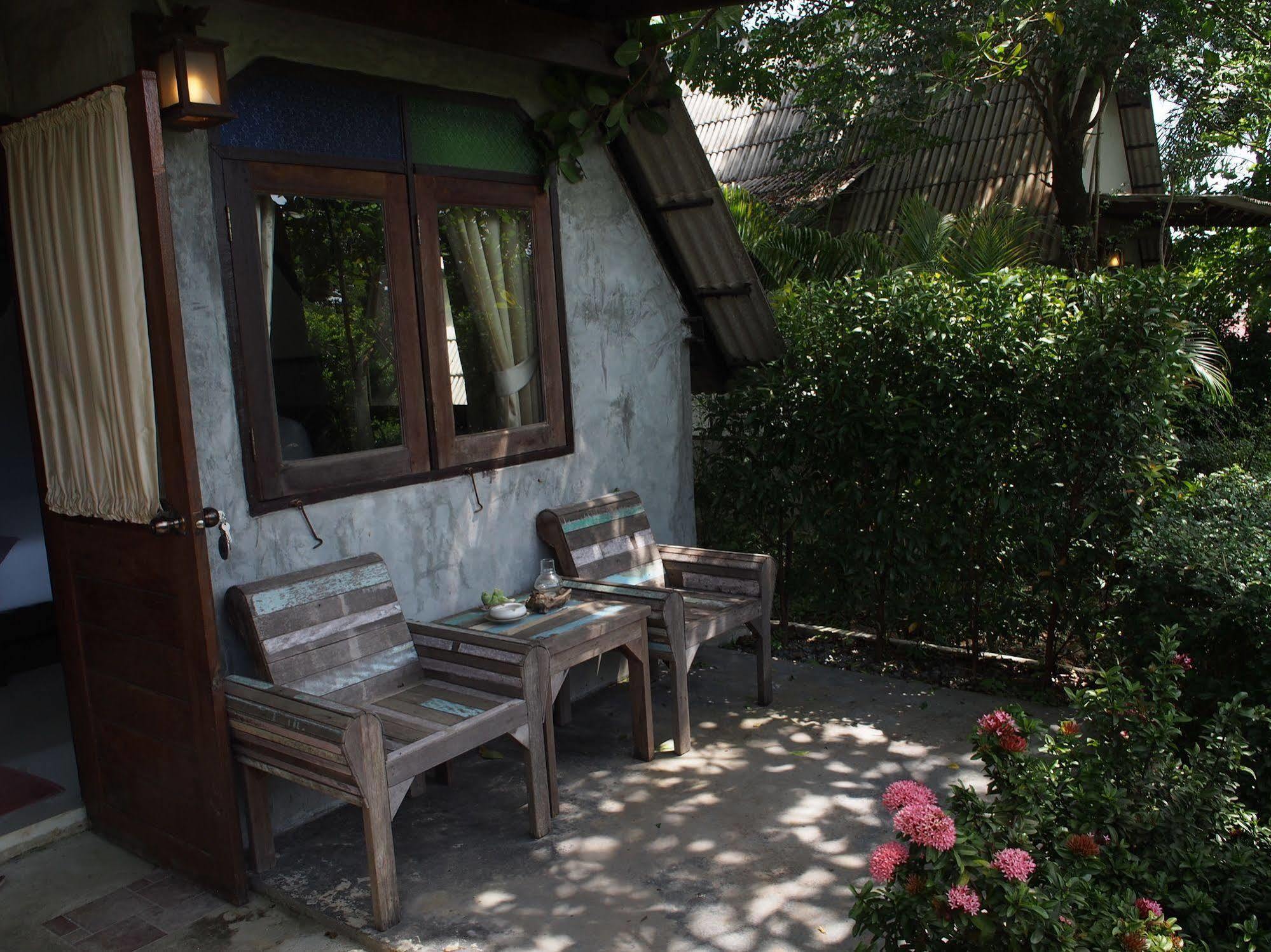 Lanta Happy Hill Hotel Ko Lanta Kültér fotó