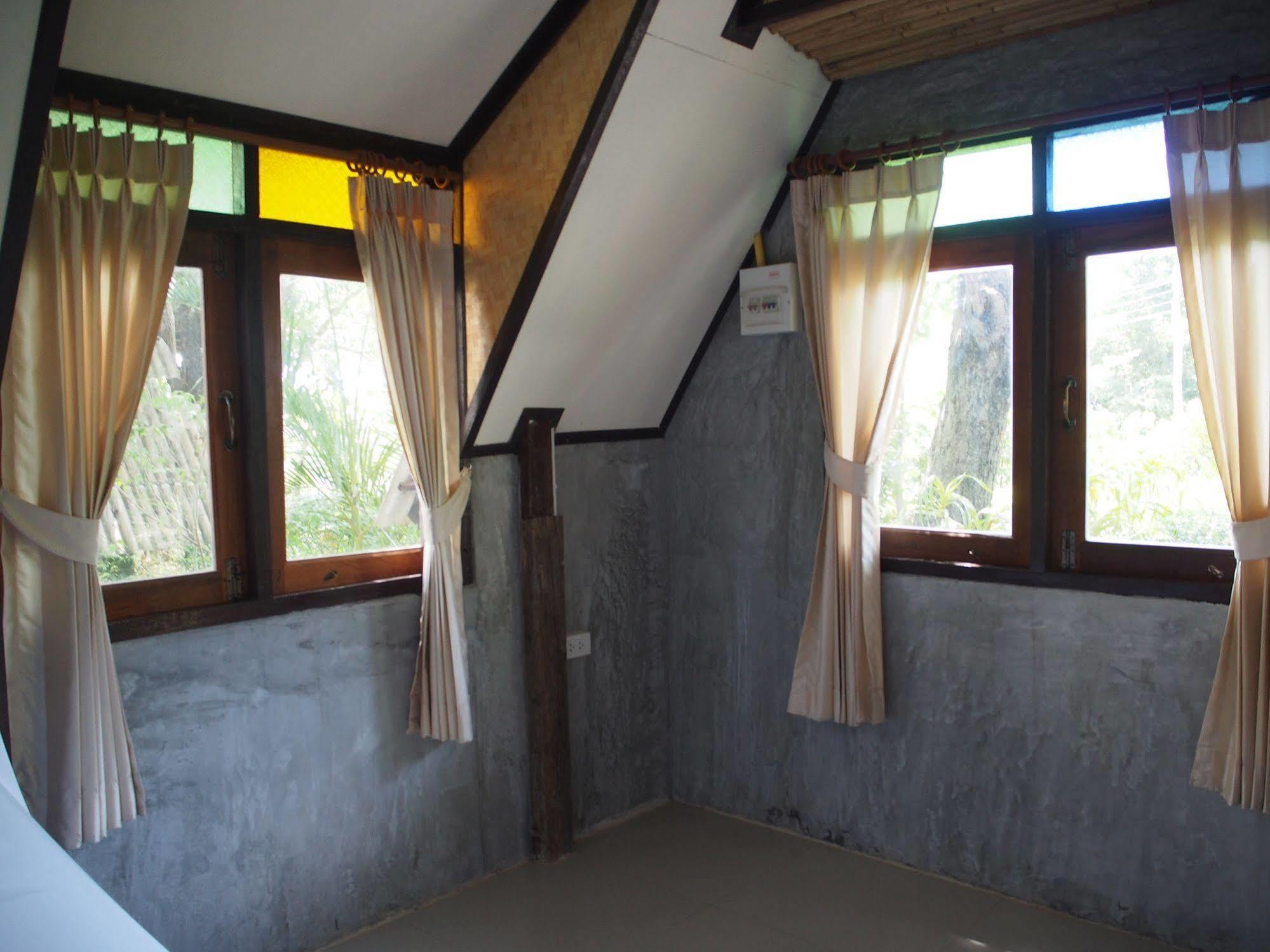 Lanta Happy Hill Hotel Ko Lanta Kültér fotó